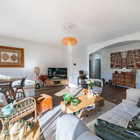 Διαμέρισμα Cozystay 1827 - Beautiful 3-room With Large Private Terrace