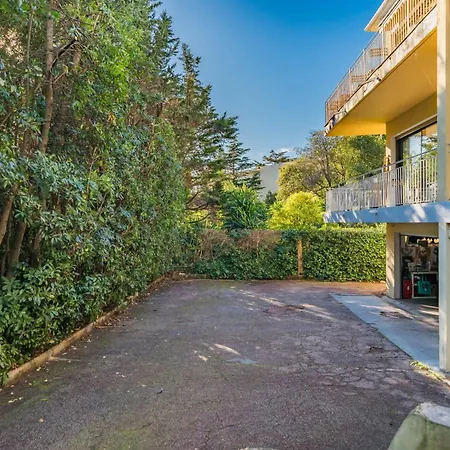 Διαμέρισμα Cozystay 1827 - Beautiful 3-room With Large Private Terrace Κάννες